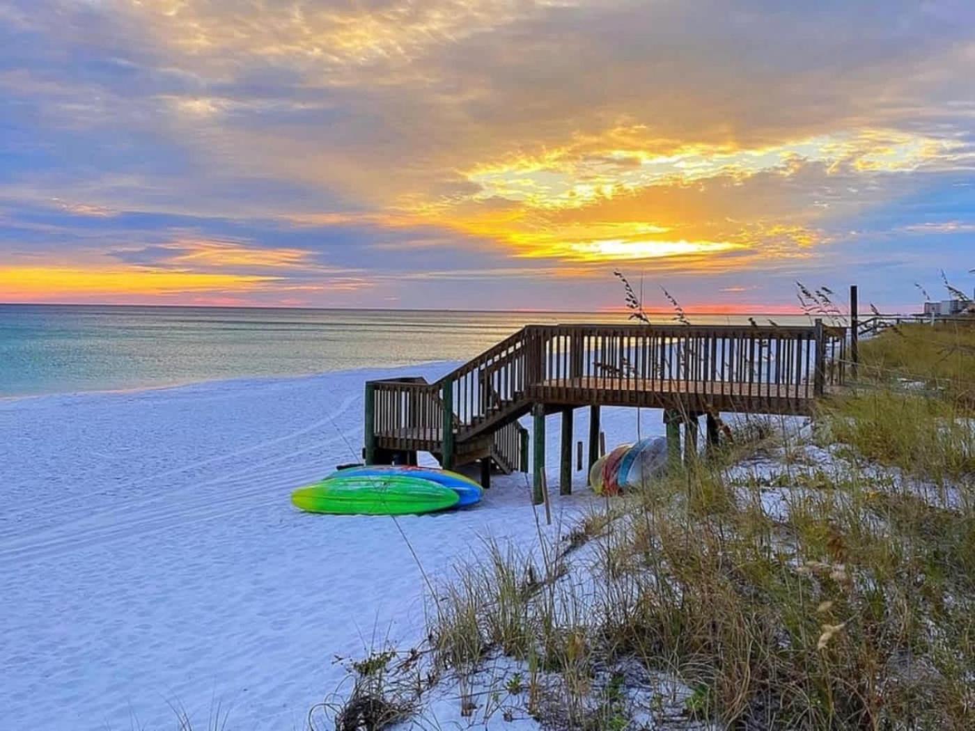5 Star Resort 11Th Fl Stunning Sunrise 2Br 2Ba King Suite,Pools ,Shuttle Or Walk To Beach Destin Esterno foto