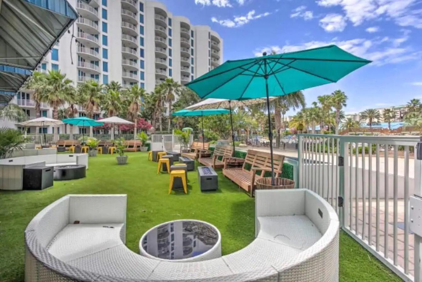 5 Star Resort 11Th Fl Stunning Sunrise 2Br 2Ba King Suite,Pools ,Shuttle Or Walk To Beach Destin Esterno foto
