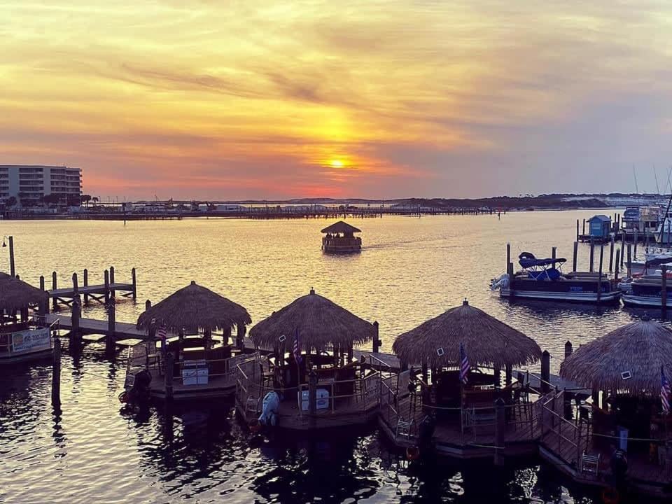 5 Star Resort 11Th Fl Stunning Sunrise 2Br 2Ba King Suite,Pools ,Shuttle Or Walk To Beach Destin Esterno foto