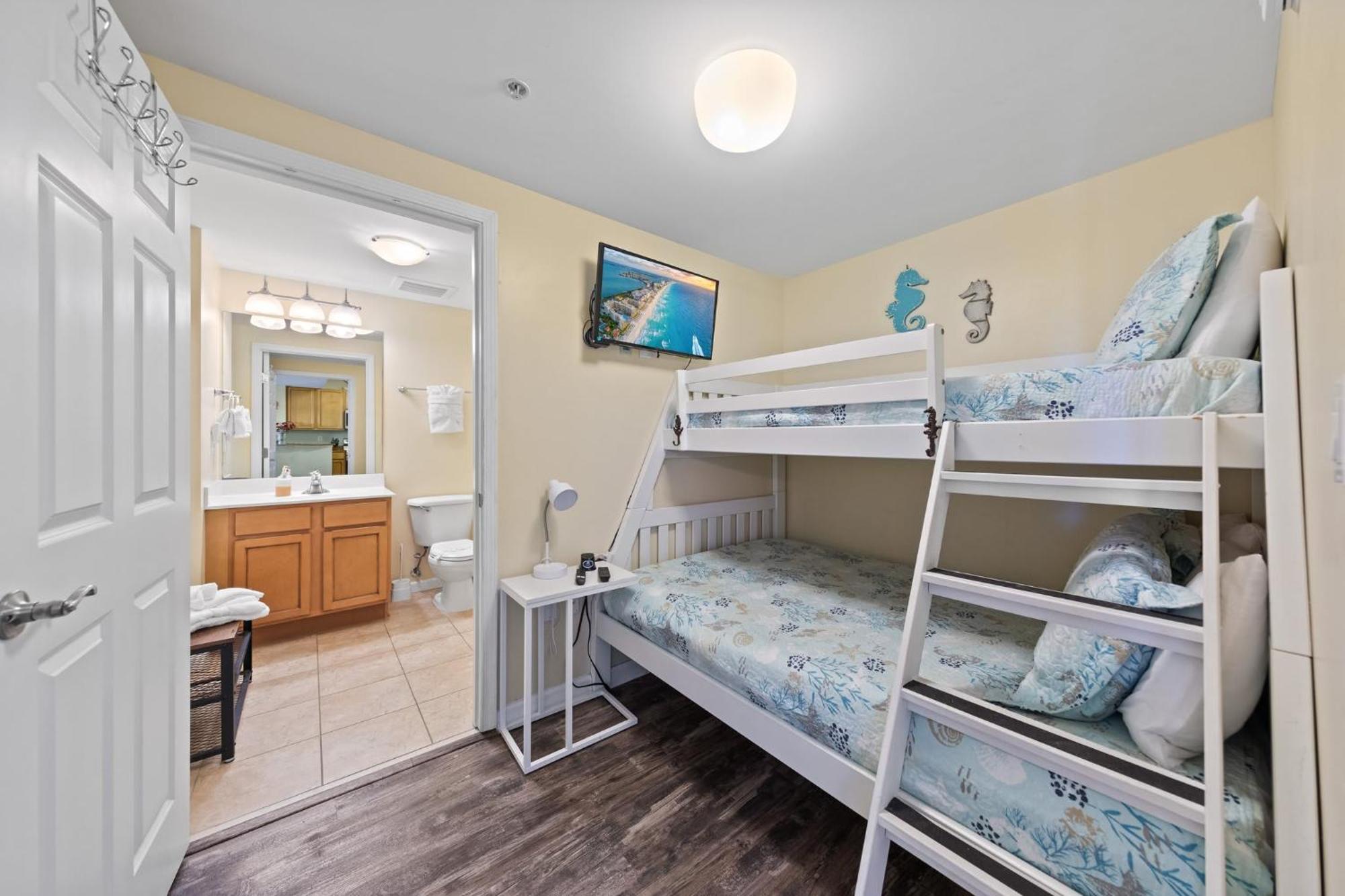 5 Star Resort 11Th Fl Stunning Sunrise 2Br 2Ba King Suite,Pools ,Shuttle Or Walk To Beach Destin Esterno foto